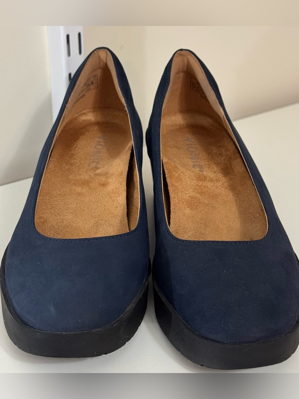 Vionic Sereno Shoes Womens 7 Blue Black Wedge Platform Slip On Pumps Comfort - Picture 7 of 9